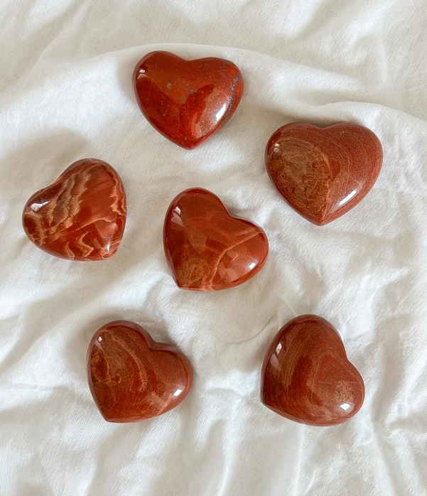 cuore in Diaspro Rosso